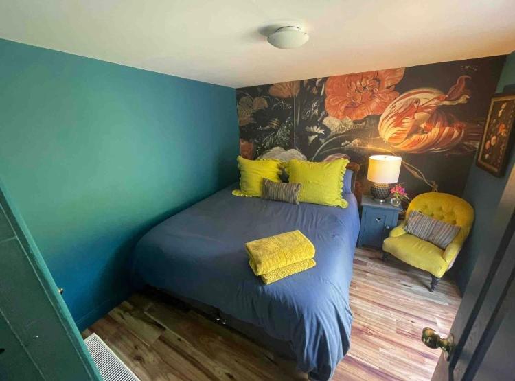 킨세일 The Welcome Snug B&B 외부 사진